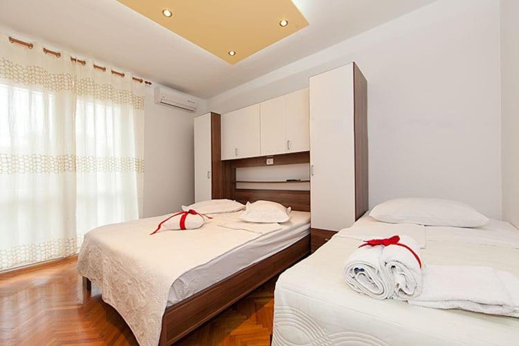 Apartmani Saric 图彻皮 外观 照片