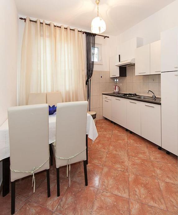 Apartmani Saric 图彻皮 外观 照片